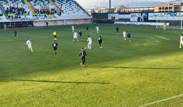 Erbaaspor Evinde İlk Galibiyetinin Sevincini Yaşıyor