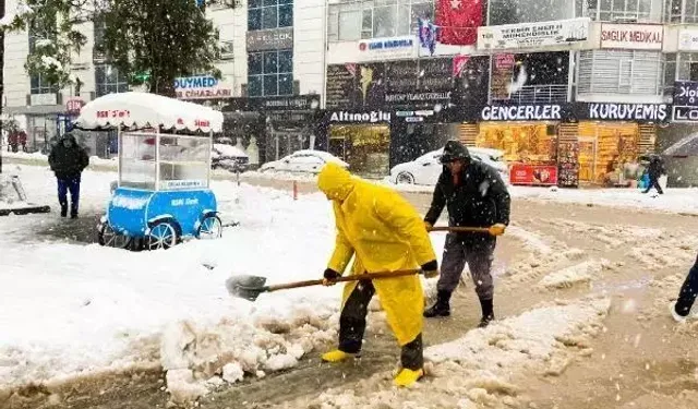 Erbaa’da Yoğun Kar Yağışı Kapıda: Atkı ve Bereleri Hazırlayın