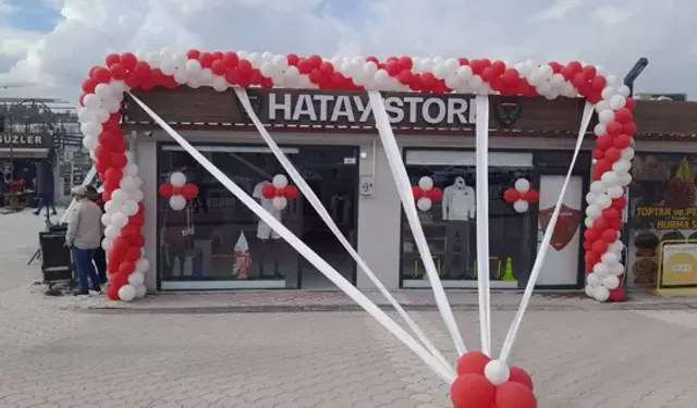 Hataystore Mağazası Antakya’da Açıldı, Hatayspor Taraftarları Coşkuyla Karşıladı