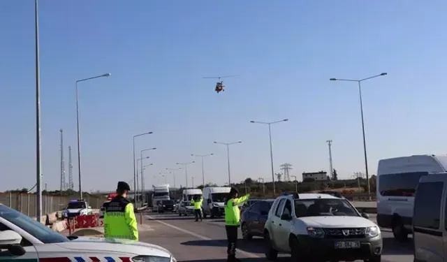 Mersin’de Jandarma Havadan Trafik Denetimi Gerçekleştirdi: Cayrokopter İle Yeni Bir Yöntem