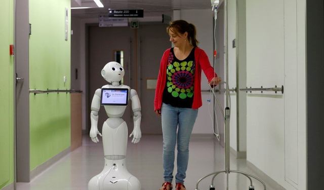 Sağlık ve Bilim Alanında Robotların Rolü