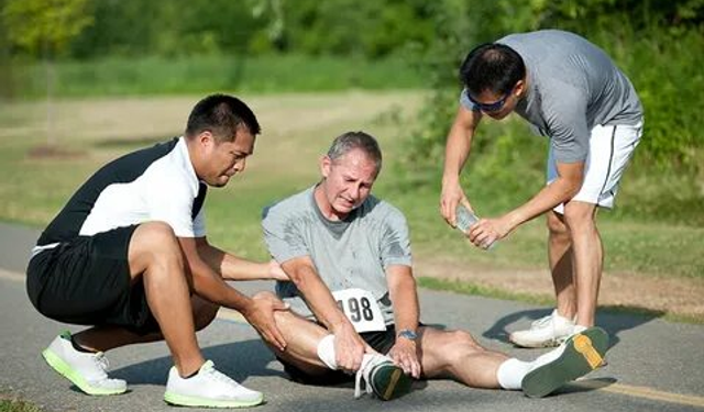 Spor Yaralanmalarında İlk Yardım ve Tedavi Yöntemleri