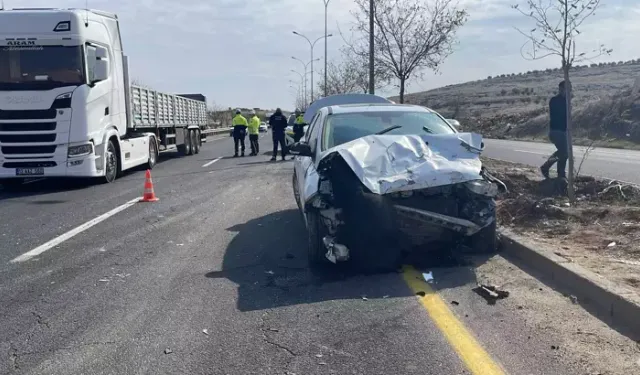 Dehşet Anları! Zincirleme Kazada 7 Kişi Yaralandı, O Anlar Kamereye Yansıdı!