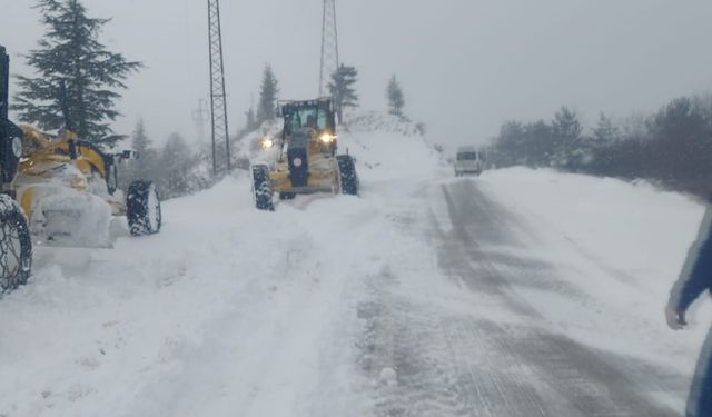 Tokat’ta Kar Yağışı Sebebiyle 108 Köy Yolu Kapandı