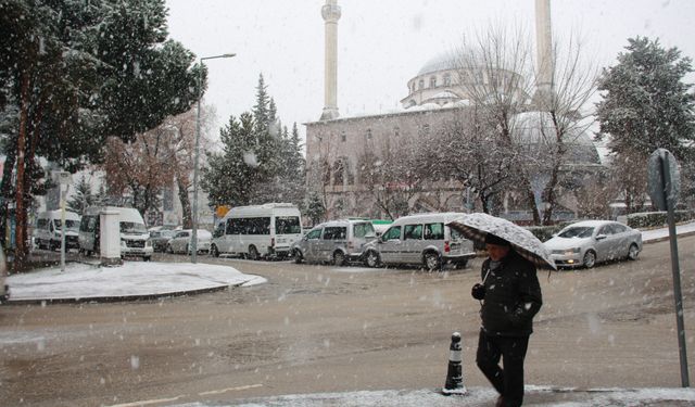 Erbaa’da Kış Geri Dönüyor! Sağanak Yağmur ve Kar Yağışı Kapıda