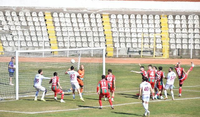 Tokat Belediye Plevnespor, Karşıyaka’ya 2-0 Mağlup Oldu ve Düşme Hattına Geriledi