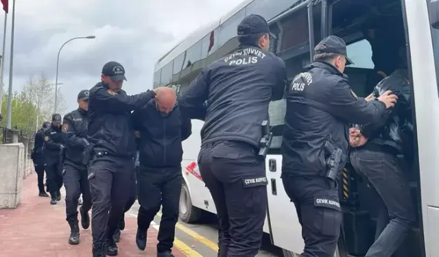 Aileler Arasında Silahlı Çatışma: 5 Ölü, 6 Yaralı!