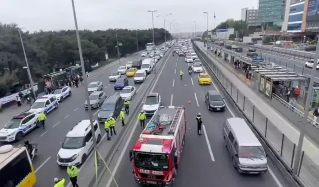 D-100'de Motosiklet Kazası: Sürücü Hayatını Kaybetti!