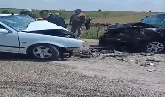 Kafa Kafaya Çarpışma: Bir Sürücü Yaşamını Yitirdi, Diğeri Yaralı