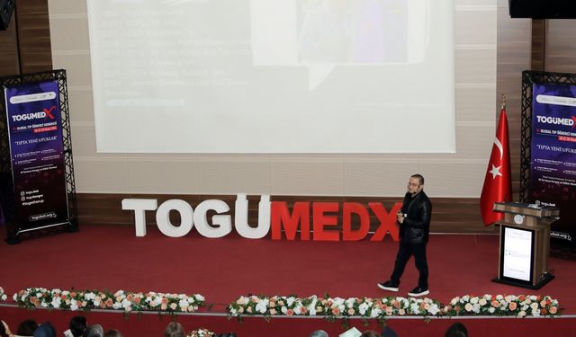 Tokat’ta Ulusal Tıp Öğrenci Kongresi’nde Canlı Ameliyat Yayını Gerçekleştirildi