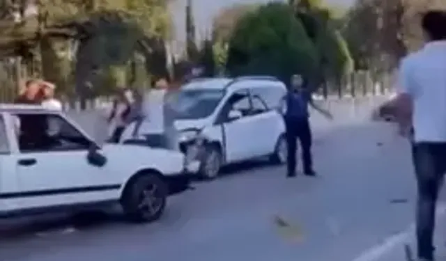 Trafik Kazası Sonrası Bıçaklı Kavga: 5 Yaralı, 5 Gözaltı