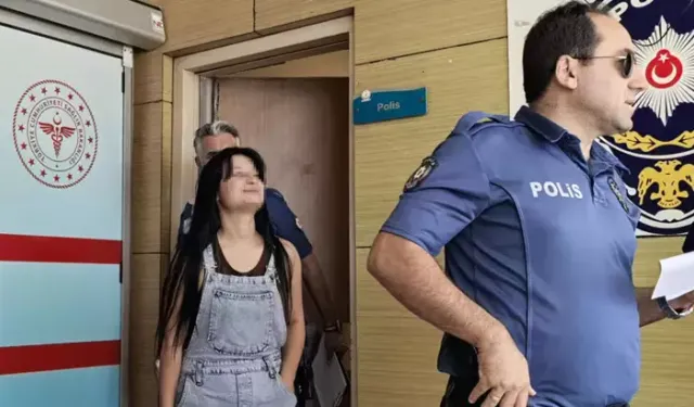 Kızların Bıçaklı Kavgası; 1 Yaralı