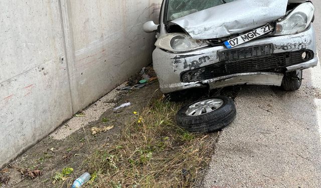 Reşadiye Yolunda Kaza: 1’i Ağır 5 Yaralı