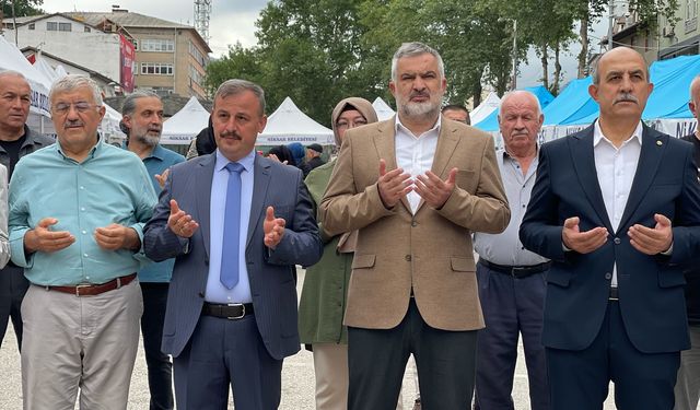 Niksar`da Altın Ceviz Yöresel Ürünler ve Kültür Festivali Coşkuyla Başladı