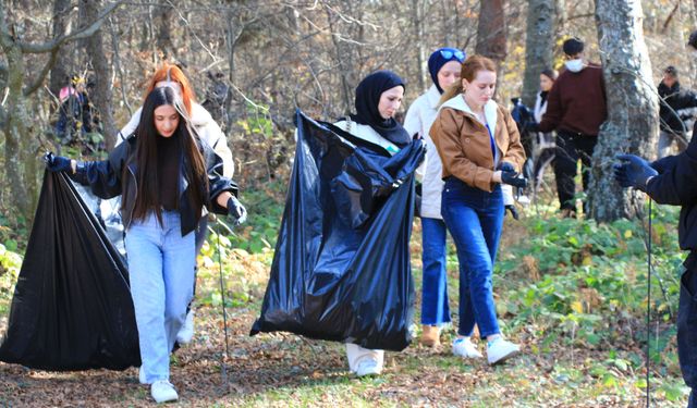 Küçük Yayla’da Büyük Temizlik: 1 Saatte 1,4 Ton Atık!