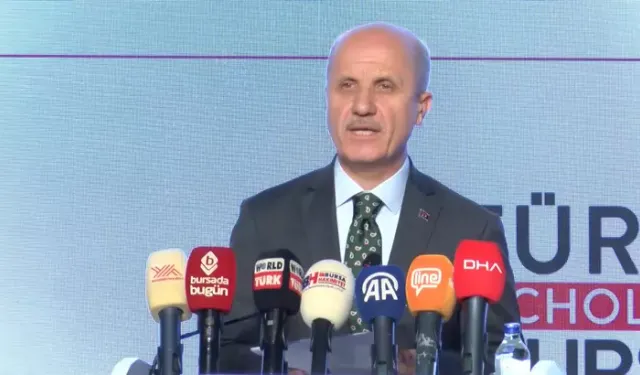 YÖK Başkanı Özvar: “Yapay Zekadan Elde Edilen Çıktılar, İnsan Onayı Olmadan Akademik Anlam İfade Etmez”