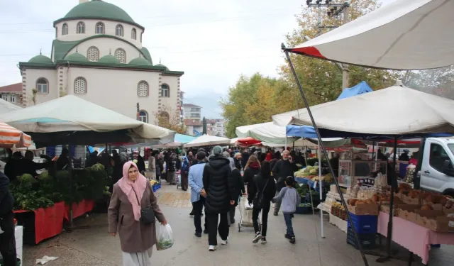 Erbaa Pazar Esnafı: Sebze Fiyatları Düşük, Müşteri Memnuniyeti Yetersiz