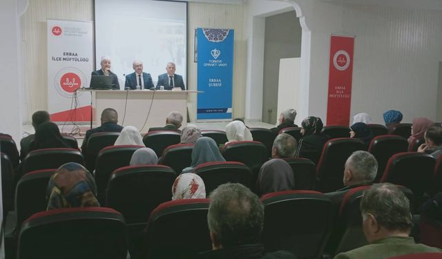 Erbaa’da Umreciler Kutsal Yolculuk Öncesi Bilgilendirildi