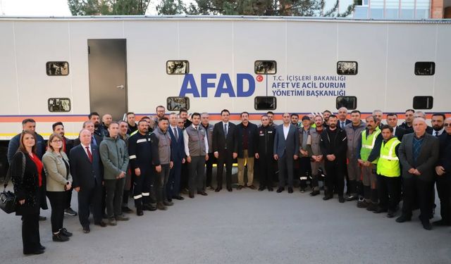 Tokat’tan Afetlere Güçlü Adım: Yerli Üretim Mobil Yatakhane Tırı AFAD’a Teslim Edildi