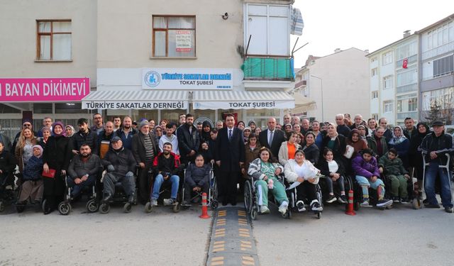 Tokat Valisi Köklü’den Engellilere Anlamlı Ziyaret