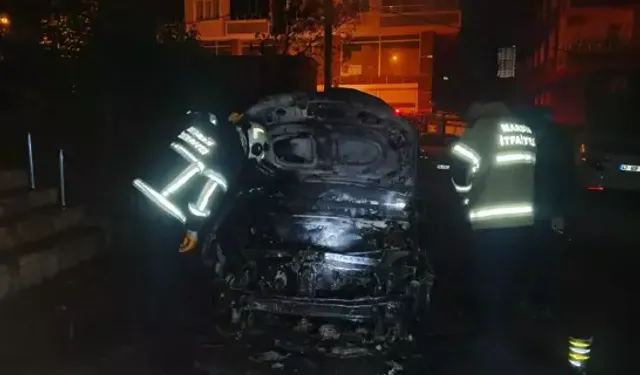 Mardin’de Park Halindeki Takside Yangın