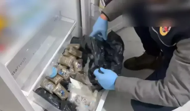 Hollanda’dan Uyuşturucu Getiren 2 Şüpheli Tutuklandı