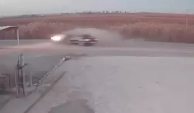 İki Otomobil Çarpıştı: 4’ü Çocuk 8 Yaralı