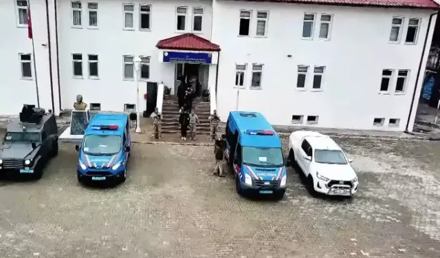 Minibüste 10 Düzensiz Göçmen Yakalandı