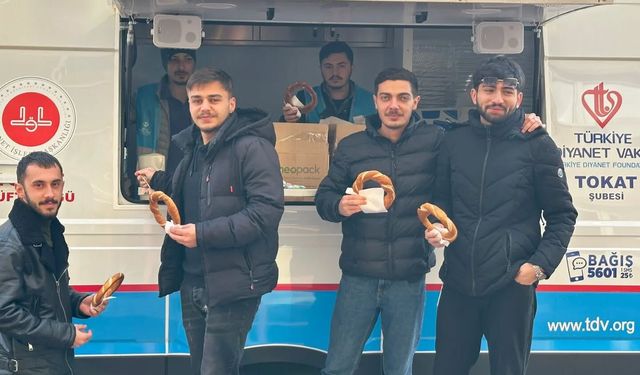 TOGÜ’de Sınav Stresine 'Simitli' Çözüm: Müftülükten Moral İkramı!
