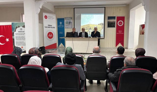 Erbaa’da Ramazan Umrecilerine Kutsal Topraklar Öncesi Eğitim Semineri