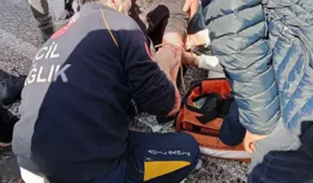 Seydikemer’de Ambulans Devrildi: Paramedik Yaralı