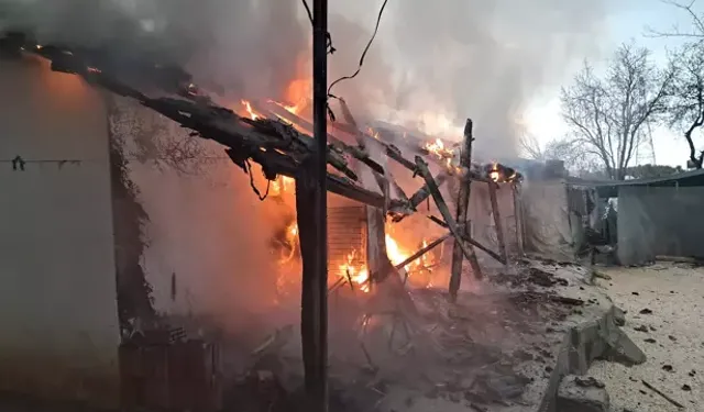 Serik’te Müstakil Ev Yangını: Ev Kullanılamaz Hale Geldi