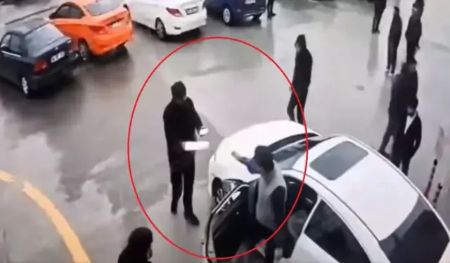 Polis Memuru Muayene İstasyonunda Öldü