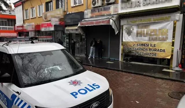 Forkliftle Kuyumcu Soygunu: 150 Gram Ziynet Eşyası Çalındı