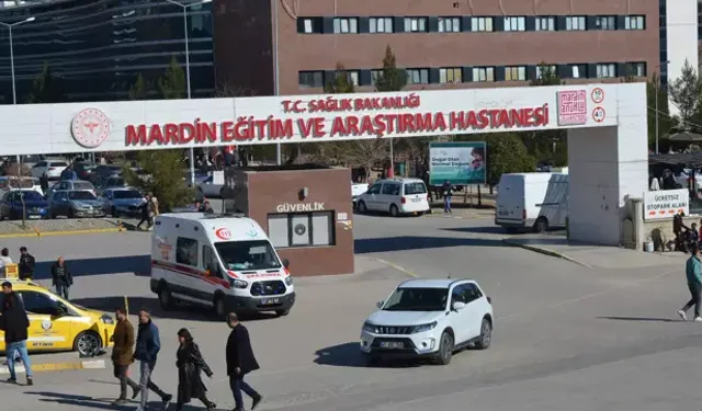 3 Yaşındaki Çocuk Balkondan Düştü, Durumu Ciddi