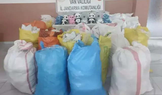 Başkale’de 3.4 Milyon TL’lik Kaçak Eşya Ele Geçirildi