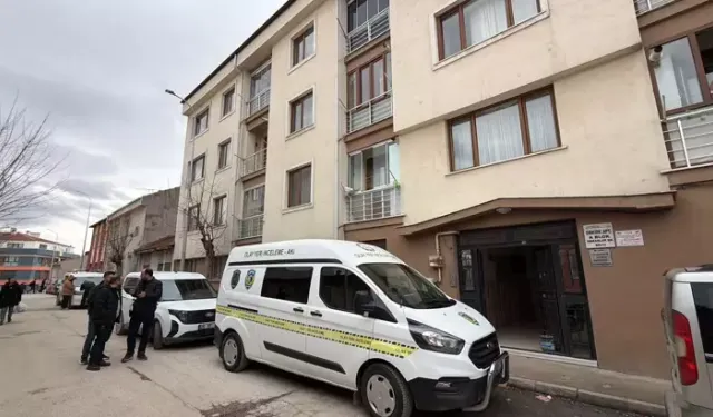 11 Yaşındaki Çocuk Pencereden Düştü, Durumu Ciddi