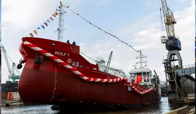 Sıfır Emisyonlu WOLF 1 Suya İndi