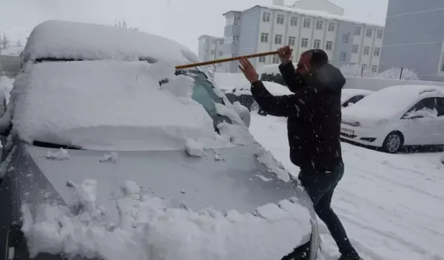 Bitlis’te Kar Kalınlığı 25 Santimetreye Ulaştı
