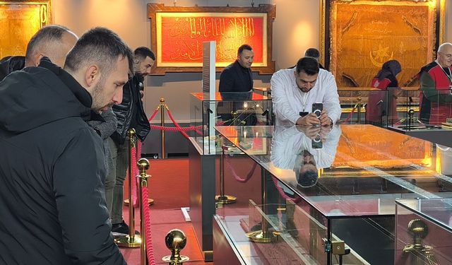 Tokat’ta ‘Kutsal Emanetler ve Vakıf Eserleri Sergisi’ Açıldı