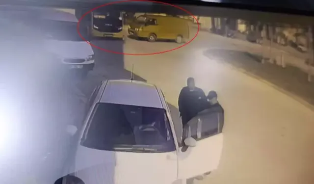 İnegöl’de Minibüs, Özel Halk Otobüsüne Çarptı: 3 Yaralı