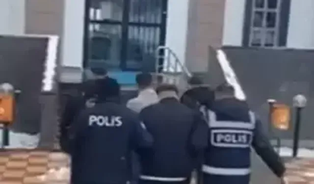 Gemerek’te Motosiklet Hırsızlığı: 2 Şüpheli Tutuklandı