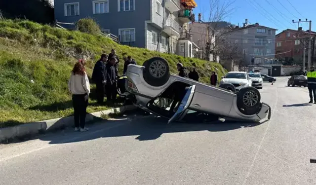 Tavşanlı’da Takla Atan Otomobil: Sürücü Yaralandı