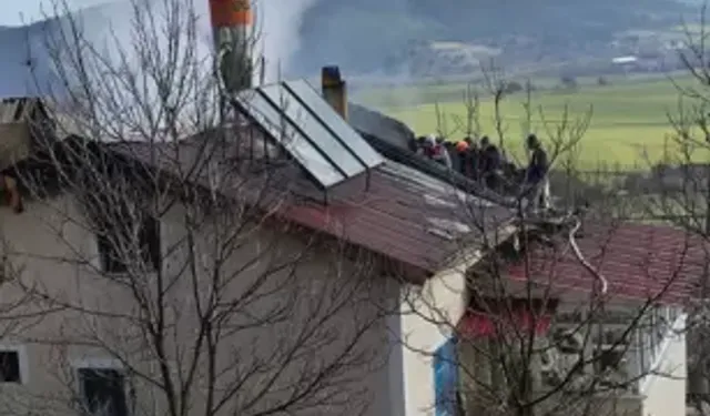 Karabük’te Ev Yangını: 1 Ölü, 1 Yaralı