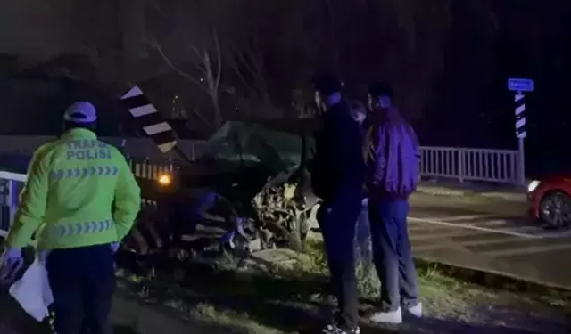 Bartın’da Cip Köprüye Çarptı: 2 Yaralı