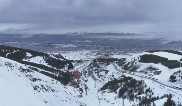 Palandöken Kayak Sezonu 15 Nisan’a Kadar Uzatıldı