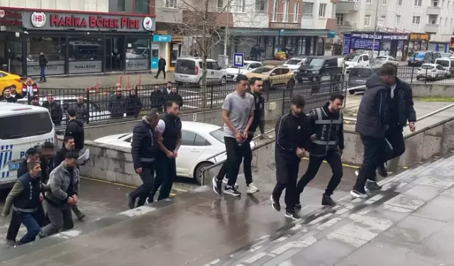 Hesap Sorunu Kanlı Bitti: Arkadaşını Kaçırıp Darp Etti