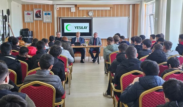 Niksar’da Gençlere "Yaşam" Dersi: Bağımlılıkla Mücadelede Yaşanmış bir Hikaye
