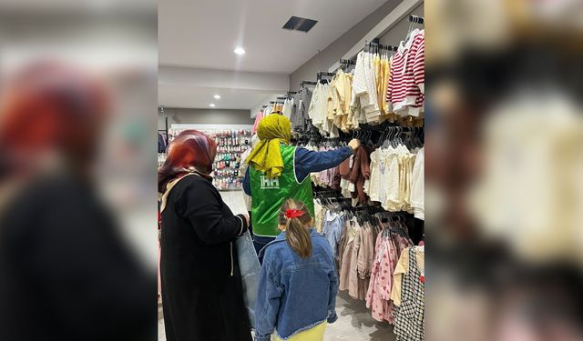 Niksar’da Yetim ve İhtiyaç Sahibi Çocuklara Bayramlık Sevinci