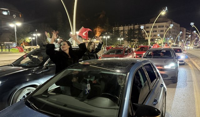 Tokat’ta Tarihi Gece: Milli Gurur Sokaklara Taştı!